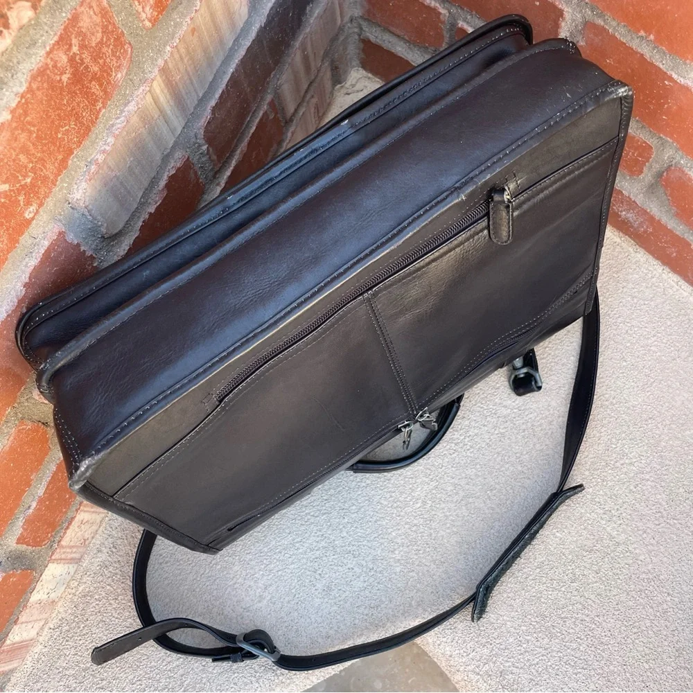 DILANA VTG Black Leather Travel Briefcase